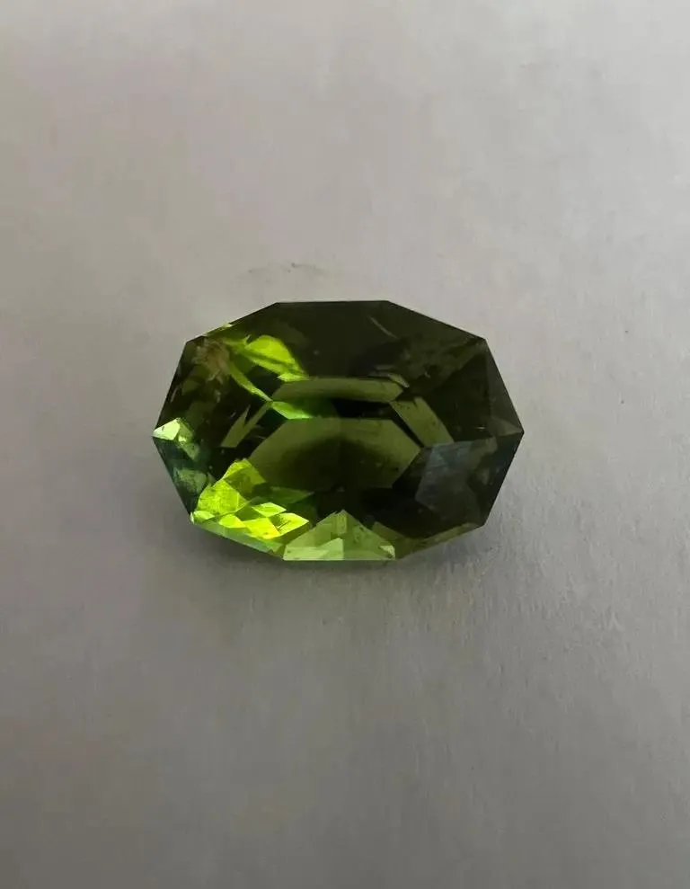 13.7ct Oval Mint Green Tourmaline Gemstone
