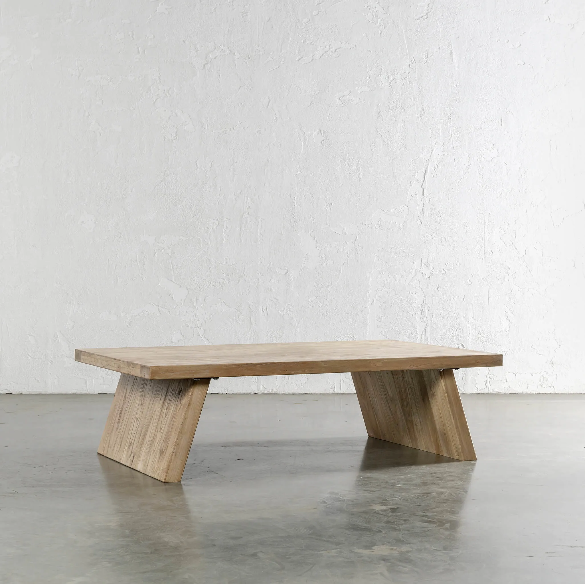 CAPRETTA ELM COFFEE TABLE  |  150CM  |  BLEACHED BRISTLE