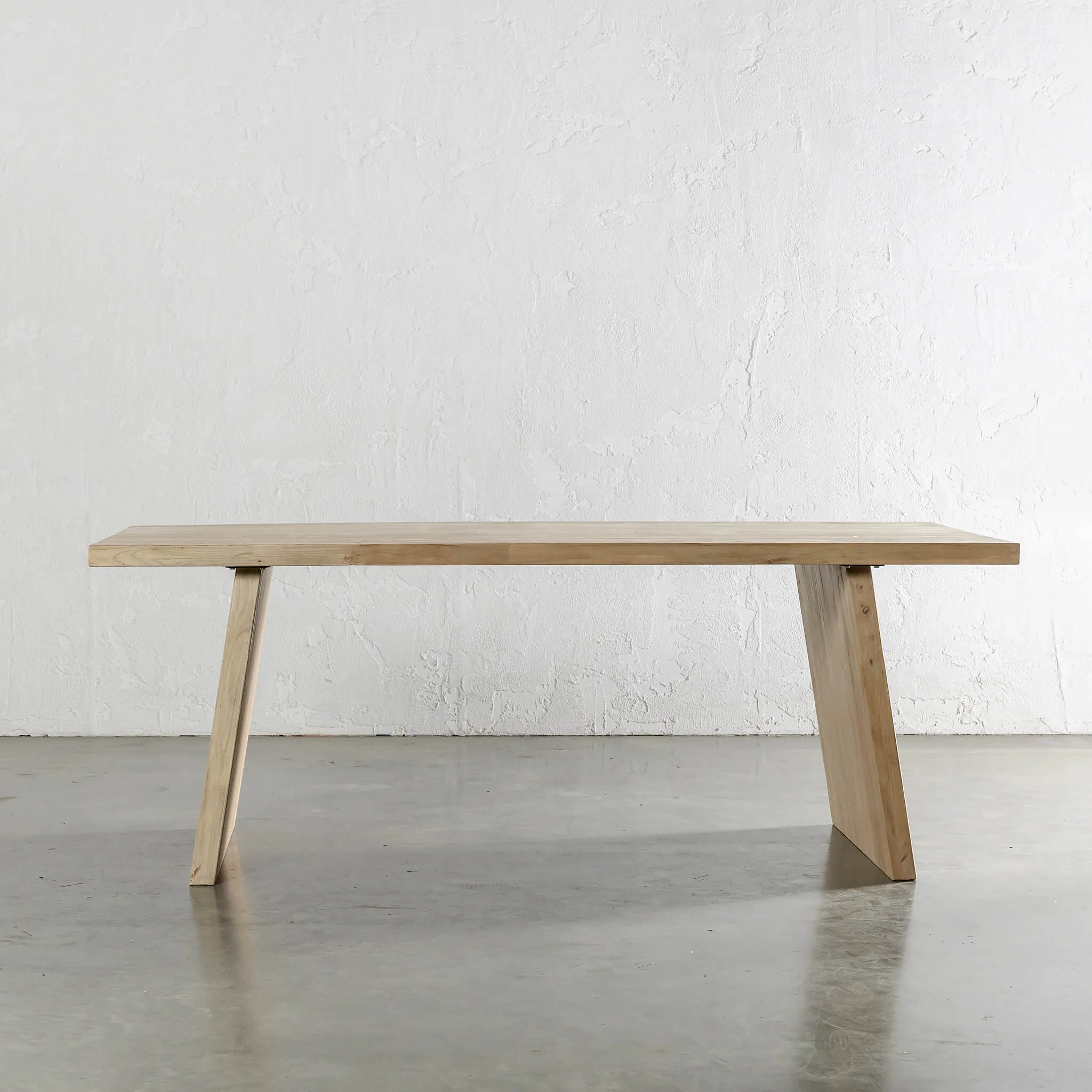 CAPRETTA ELM DINING TABLE  |  210CM  |  BLEACHED BRISTLE