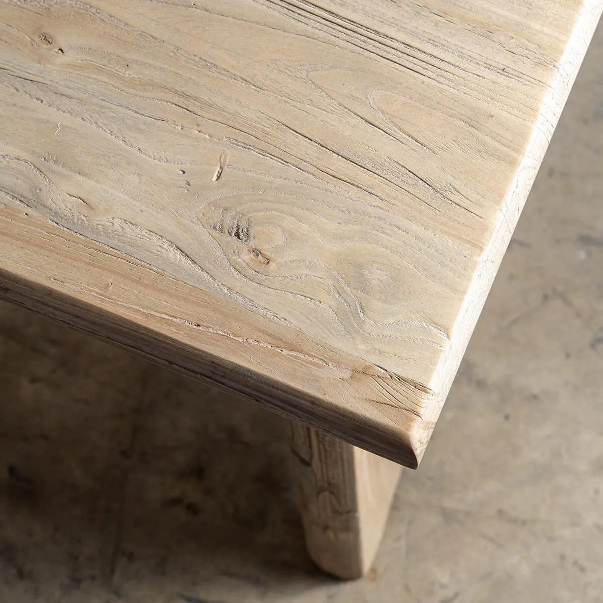 CAPRETTA ELM ROUND SIDE TABLE  |  BLEACHED BRISTLE