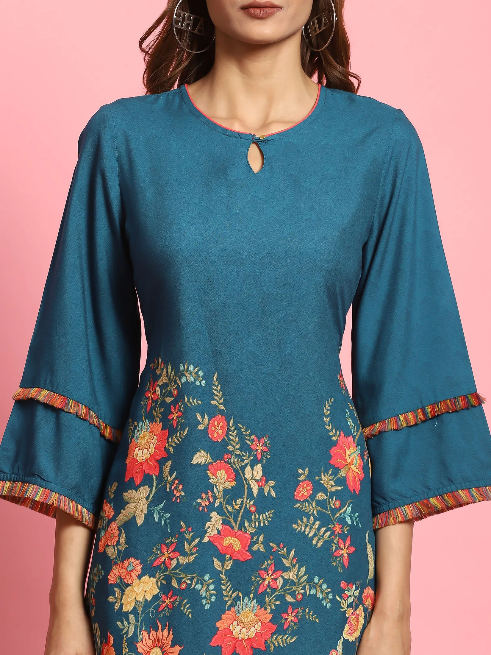 Women Blue Floral Printed Kurta With Harem Pant